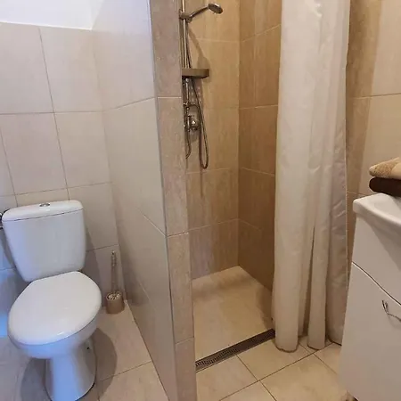 In - Balaton 35823 شقة *
