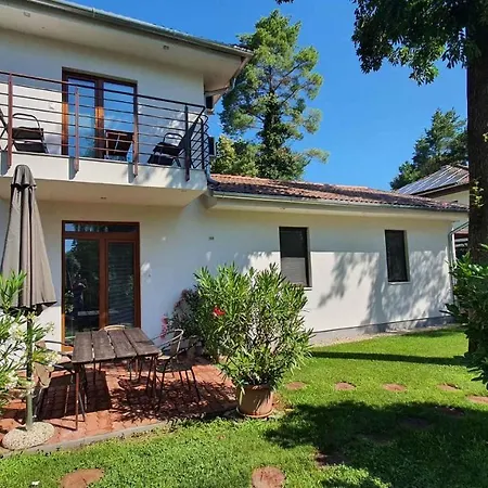 In Szantod/balaton 35823 Apartment *