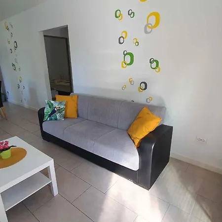 In Szantod/balaton 35823 Apartment *