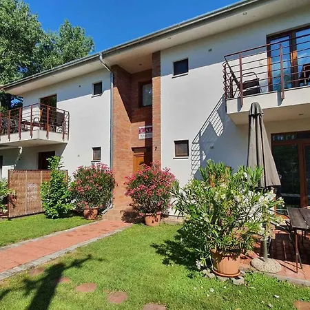 Apartment In Szantod/balaton 35823 Szántód