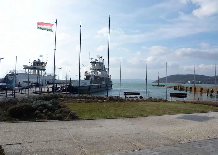 In - Balaton 35823 דירה Szántód