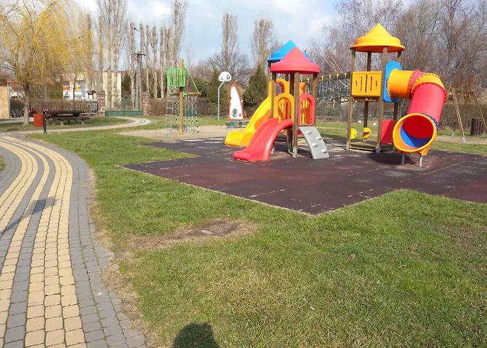 In - Balaton 35823 Szántód